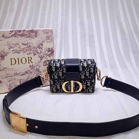 Dior 30 Montaigne迷你号重磅款蒙田包：致敬经典，诠释永恒