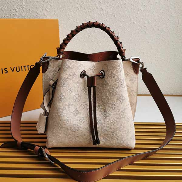 Louis Vuitton Muria (M55800, M55799, M55801)