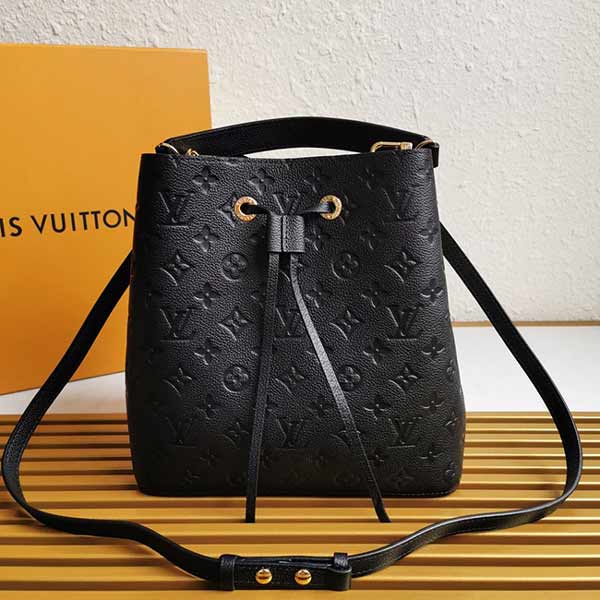 桶包 lv Empreinte 压纹皮革NéoNoé 中号水桶包M45256 M45306