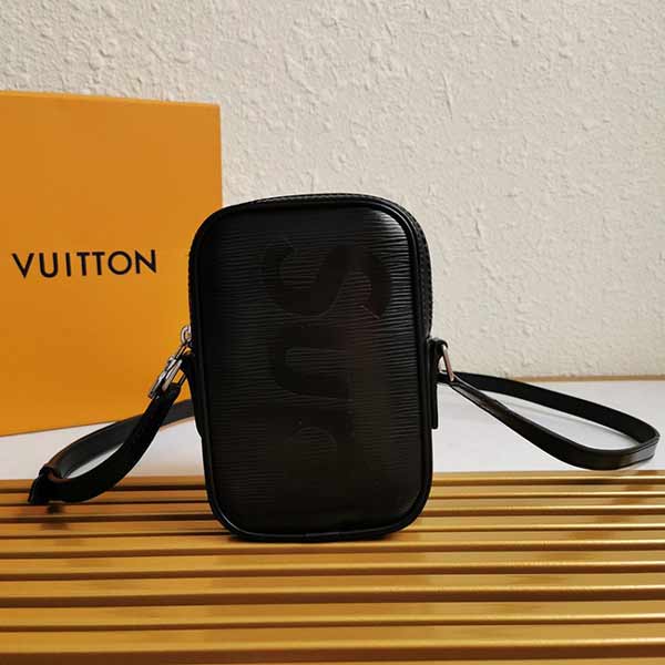 驴家lv香港官网吏上联名Supreme
