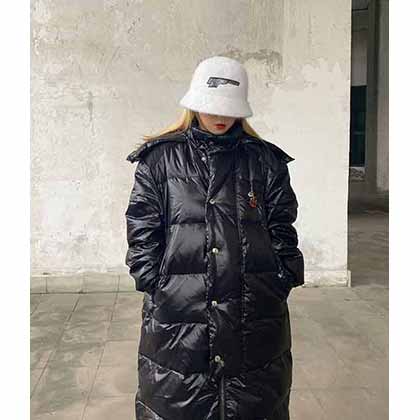 Moncler＆PlamAngels联名款超大超长羽绒服