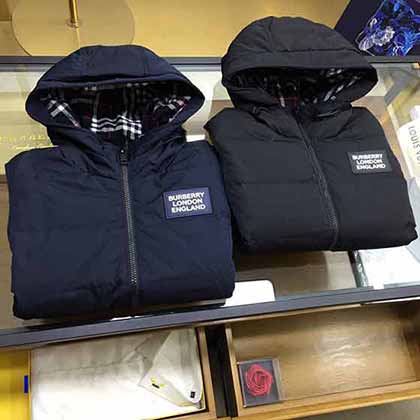 高等羽绒服男冬季巴宝莉加厚保暖格纹大品牌马甲外套潮