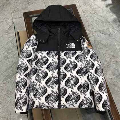 TNF/北面联名古奇柜子热卖款 冬季男女情侣款羽绒服！