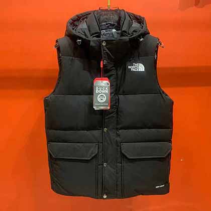 奢华羽绒服高等大品牌北面原版1:1马甲，秋冬新款羽绒服！