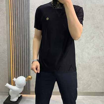 路易威登春夏新品：时尚圆领短袖，百搭