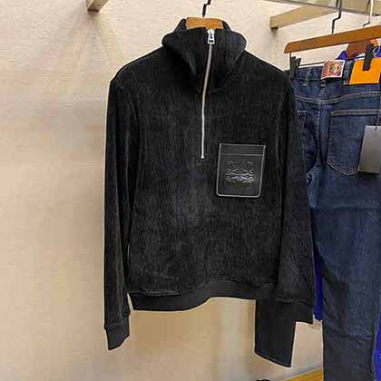 Loewe高领拉链卫衣，秋冬时尚皇室贵