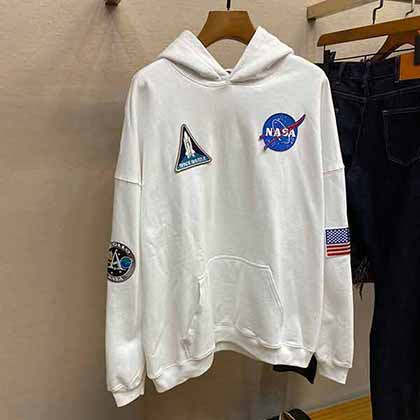 2021早秋商务男装大牌BalenciagxNASA 联名款航天徽章帽衫