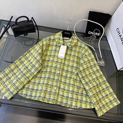gucci古奇秋冬新品小翻领蝙蝠袖版型时尚女装