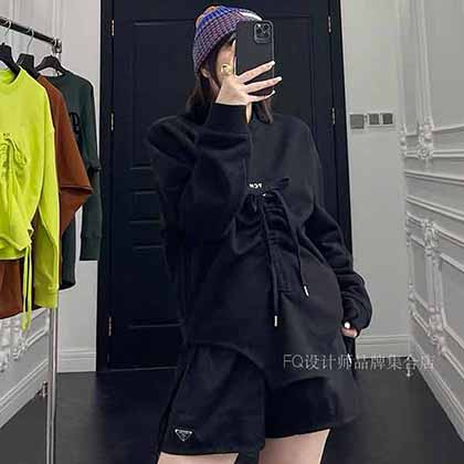 女装品牌官网小众设计感抽绳卫衣 高等时尚初秋卫衣