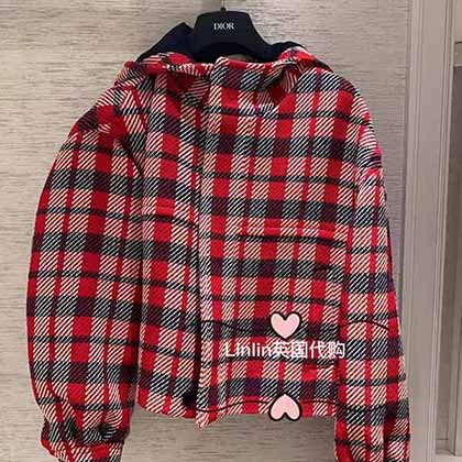 女装国际大品牌迪奥早秋新品,原单品质红格纹连帽夹克外套!