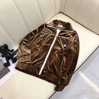 Celine时尚大品牌外套女装 早秋新品高等定制休闲丝绒套装！