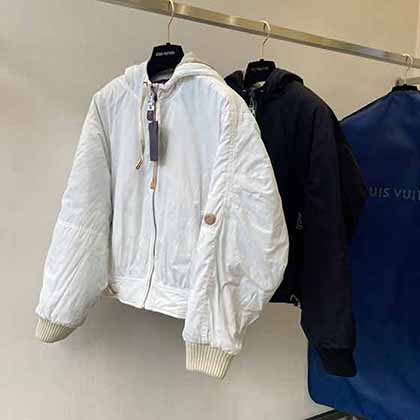 Louis Vuitton 驴家专柜限量发售款连帽外套