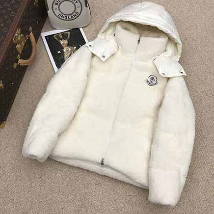 秋冬时髦名品羽绒服，人造环保羊羔毛连帽羽绒外套！