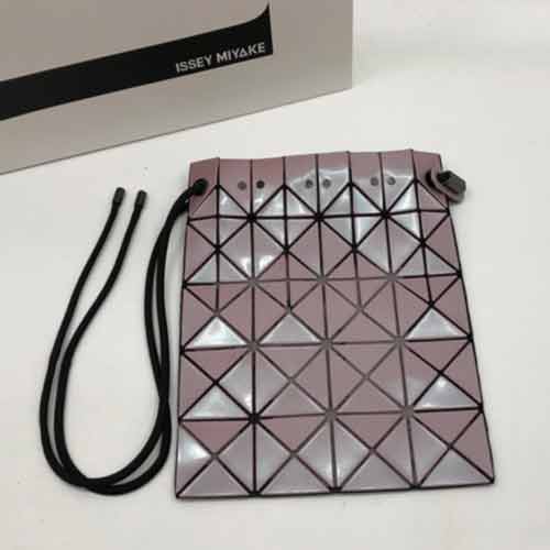 日本代买 ISSEYMIYAKE 三宅一生女包 抽绳 水桶包