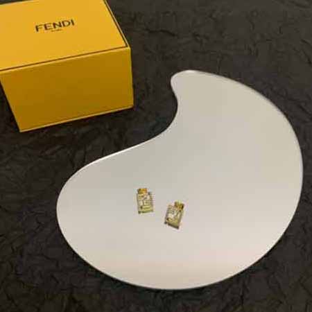FENDI芬迪高定耳钉，简约华丽，日常毕备！