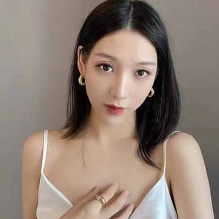 Celine赛琳品牌直是品质和精致时尚