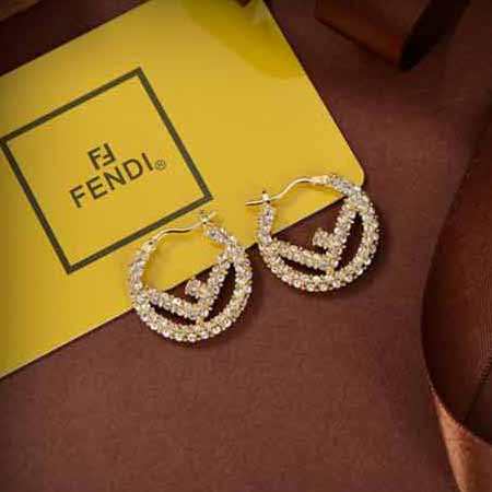FENDI 芬迪时尚女款耳钉，高等定制logo耳钉