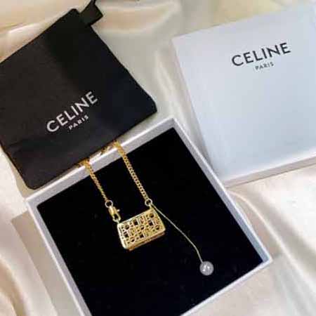 celine秋冬新品字母包包个性时尚