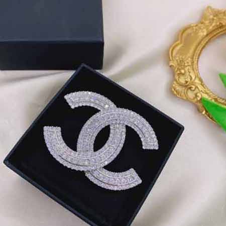 购物折扣网高代买级别小香Chanel 满钻胸针