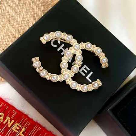 2021最新秋冬系列奢侈品饰品品牌Chanel小香珍珠小米珠胸针