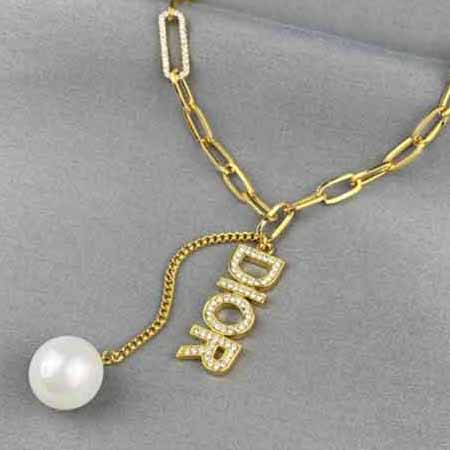 Dior 迪奥字母项链珍珠款 黄铜材
