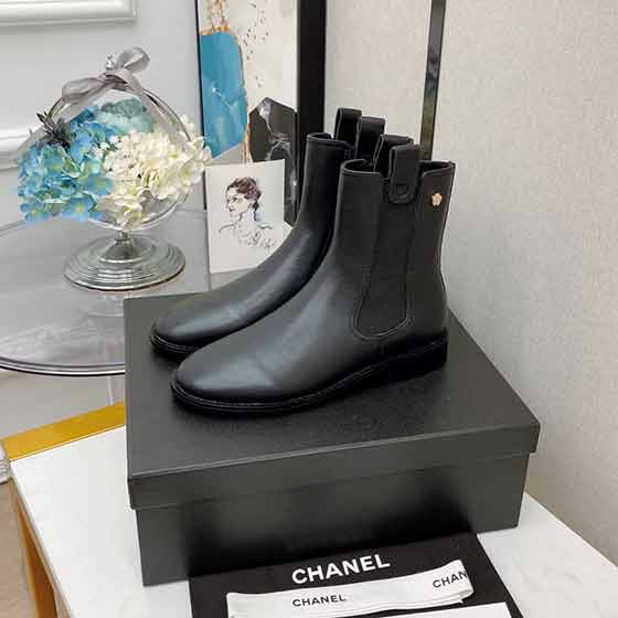 大品牌冬季女靴小香山茶花金属logo点缀切尔西短靴