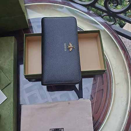 男士大品牌钱包 专柜新款蜜蜂牛皮男士拉链钱包523667