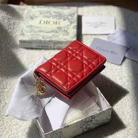 奢侈品购物网站Lady Dior红色藤格纹羊皮革迷
