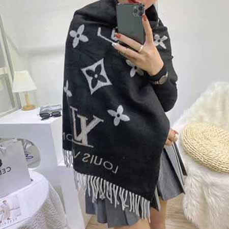 高等之中的高等货LV驴家限量版铆钉双面提花围巾