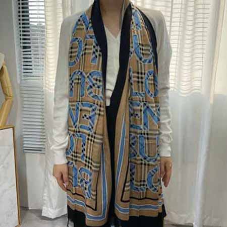 Burberry羊绒围巾女新款冬季大品牌千鸟格子保暖围脖