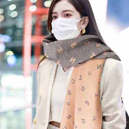 小香羊绒围巾女冬季大品牌百搭高等感保暖羊毛围脖