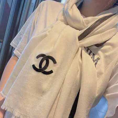 CHANE羊绒围巾披肩 秋冬保暖加厚女士高等纯色围脖