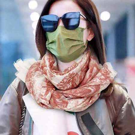 迪奥围巾女秋冬季搭披肩仿羊绒高等大品牌高等感女士围脖