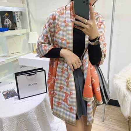 路易威登设计师女士围巾大全，以华贵为主题设计！