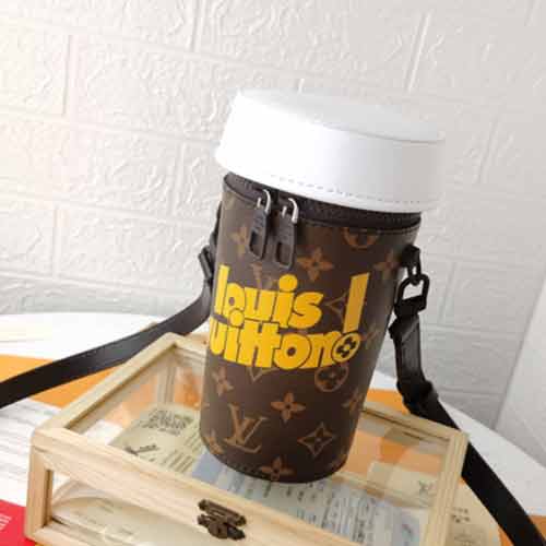 LV秋冬新款Coffee Cup手袋M80812,超大咖啡杯变时尚配饰!