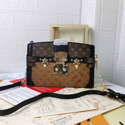 LV仿原单经典老花与黄花碰撞POCHETTE TRUNK黄花拼色软盒子,上身效果惊艳!