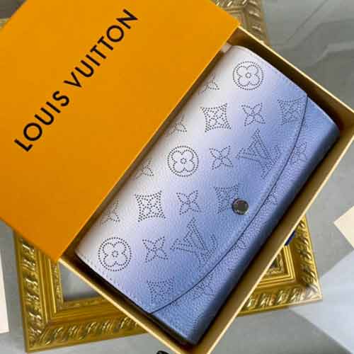 LV M60145渐变蓝钱夹:原单精仿,品质与颜值双在线之选