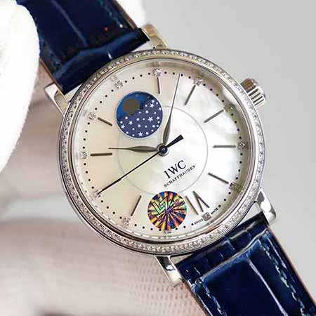 IWC柏涛菲诺系列真月相自动手表，呈现最浪漫的表达。